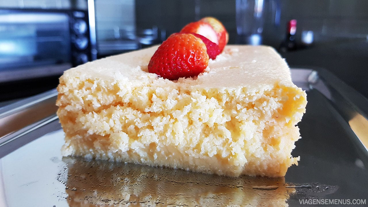 Receita de bolo de coco cremoso