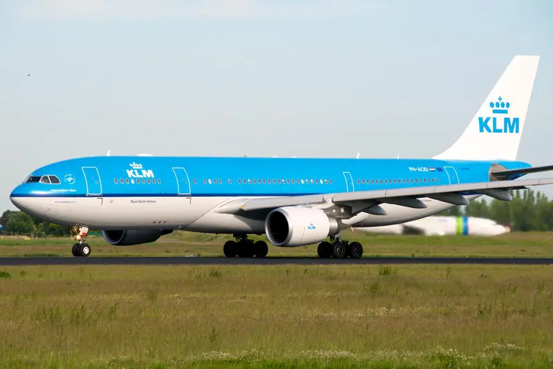 Como é voar de KLM - Voo direto de Fortaleza para Amsterdã - Airbus 330-200