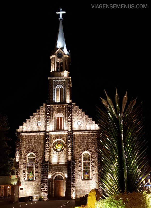 Atrações em Gramado e Canela: Igreja São Pedro, Gramado