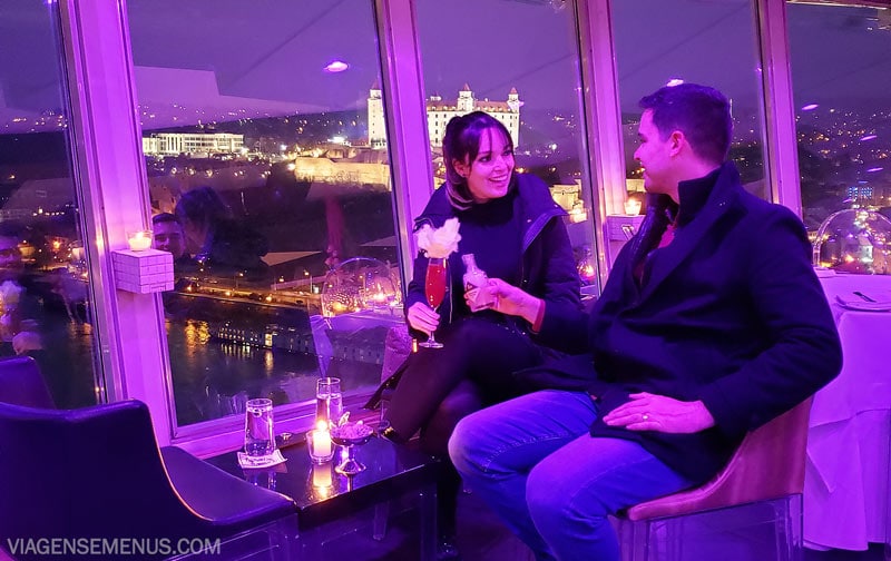 O que fazer em Bratislava - UFO restaurante