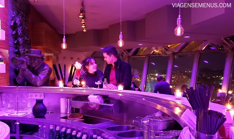 UFO restaurante - espaço interno