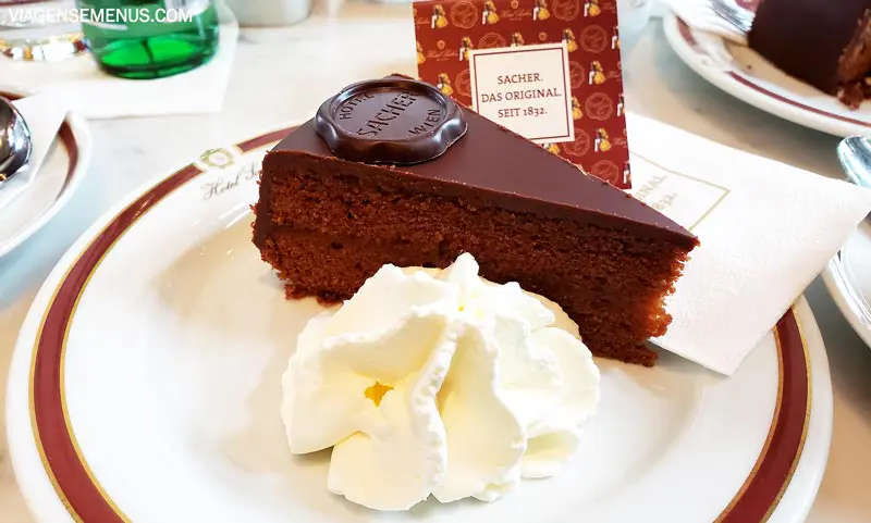 Viagem para Viena - torta Sacher do Café Sacher