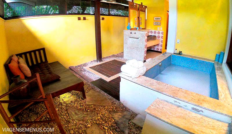 Zorah Beach Hotel, Praia de Guajiru, Ceará - banheiro bangalô