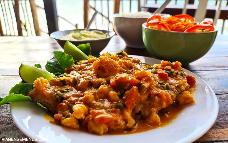 Restaurantes na Praia do Preá - peixe no molho de camarão