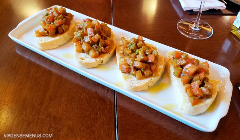 Brusquetas do restaurante Elio Cucina em Campos do Jordão