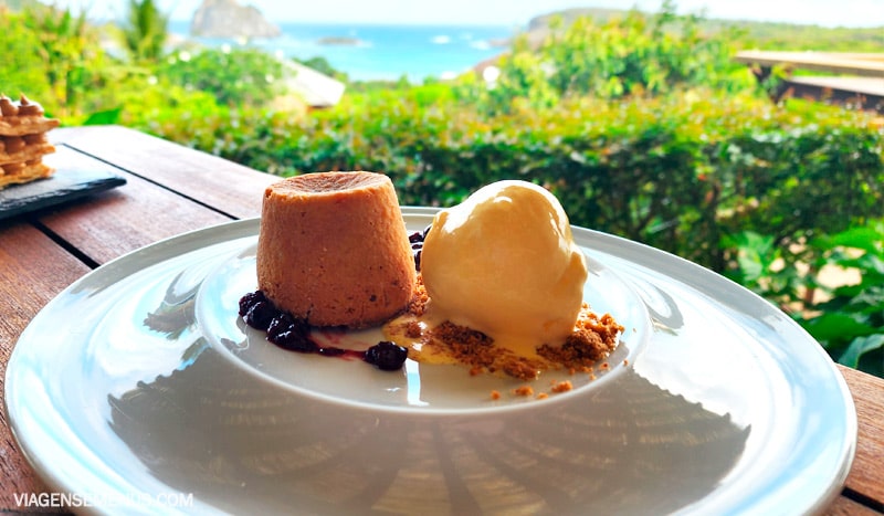Restaurante Maravilha em Noronha