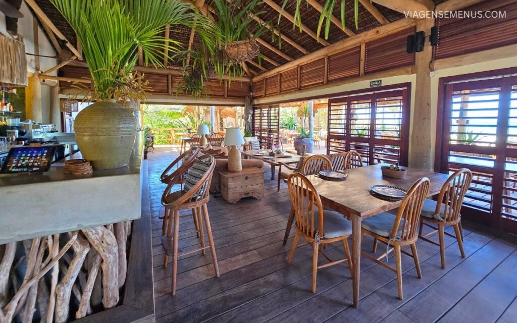 Hotel Filha da Lua, em Pipa, RN - hotel de luxo e ecossustentável - restaurante Filha da Lua